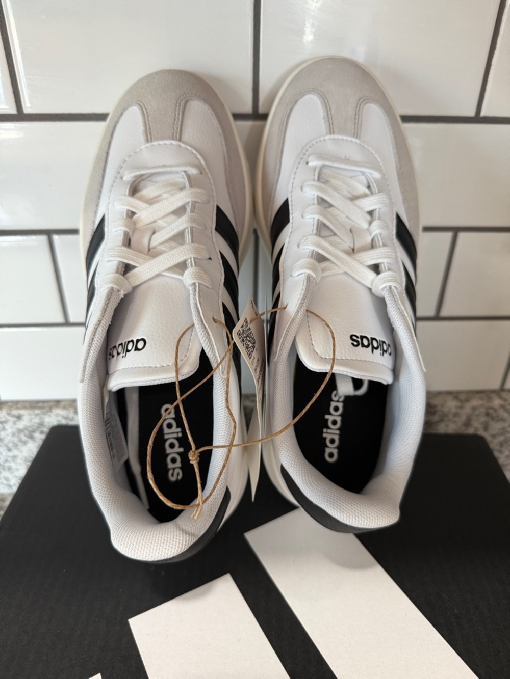 ADIDAS White Sneakers with Black Stripes - Picture 3 of 5